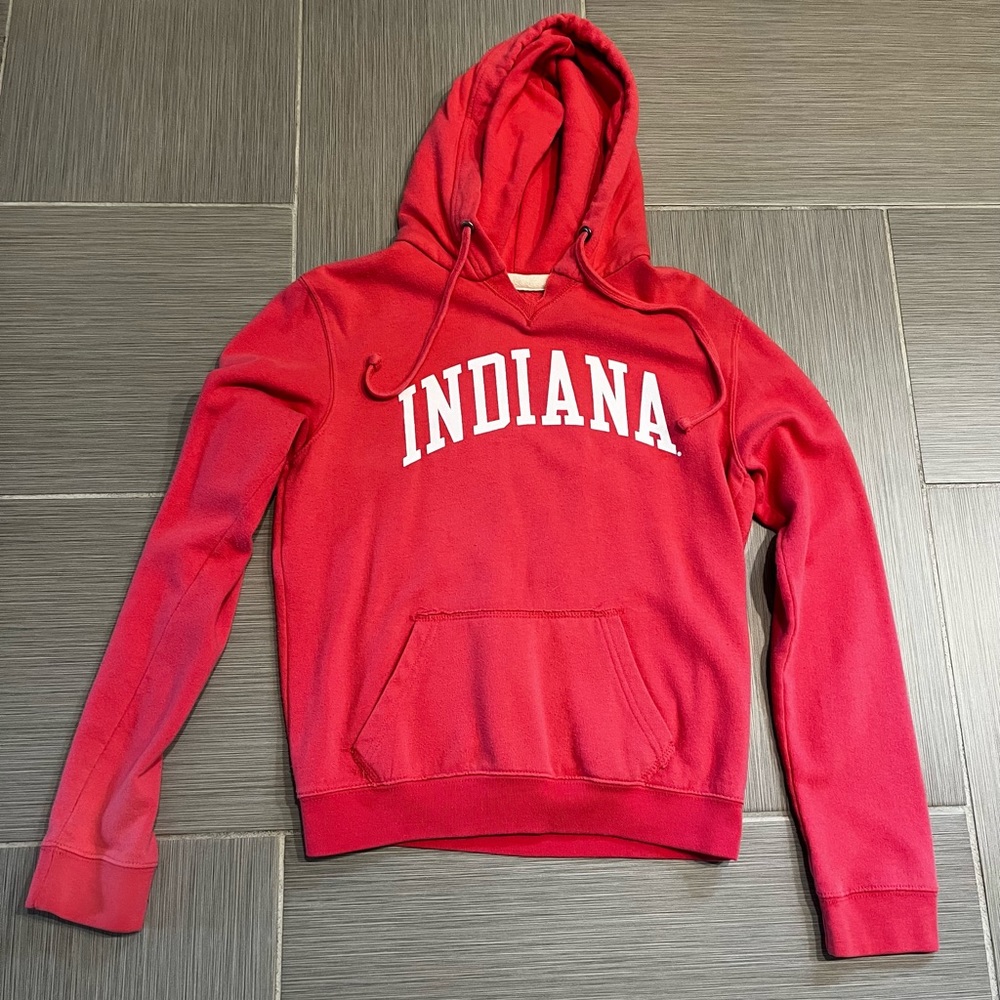 Coral IU Indiana University Sweatshirt size Medium